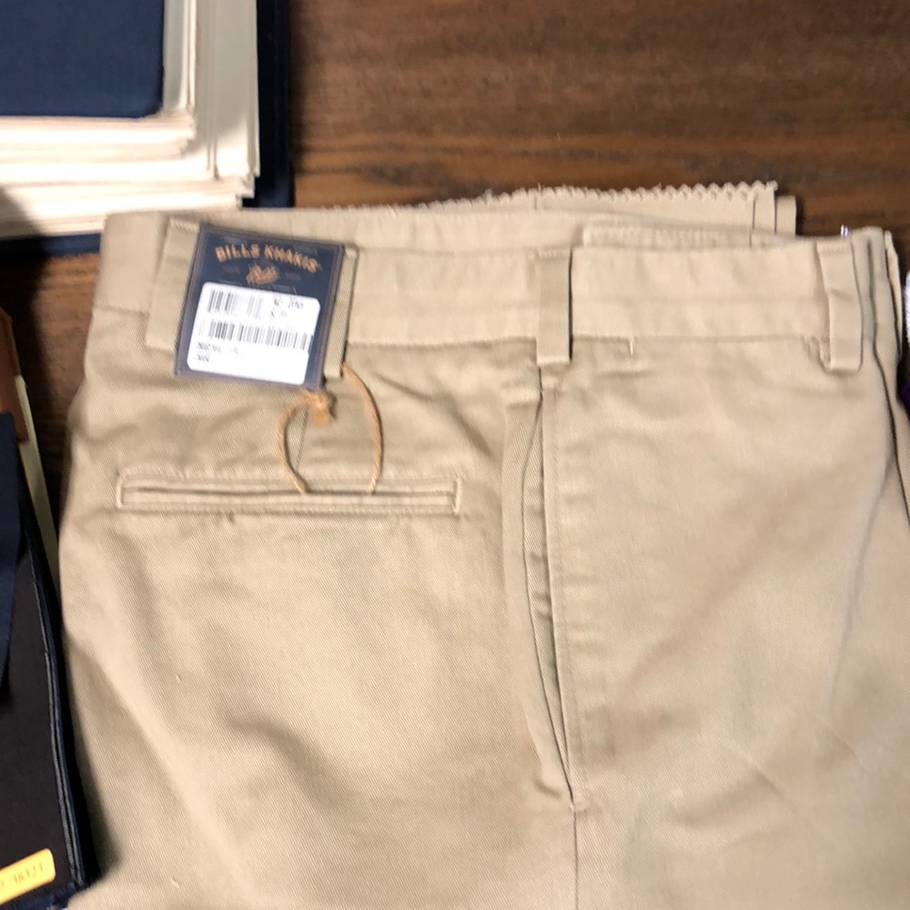 Bills Khaki .